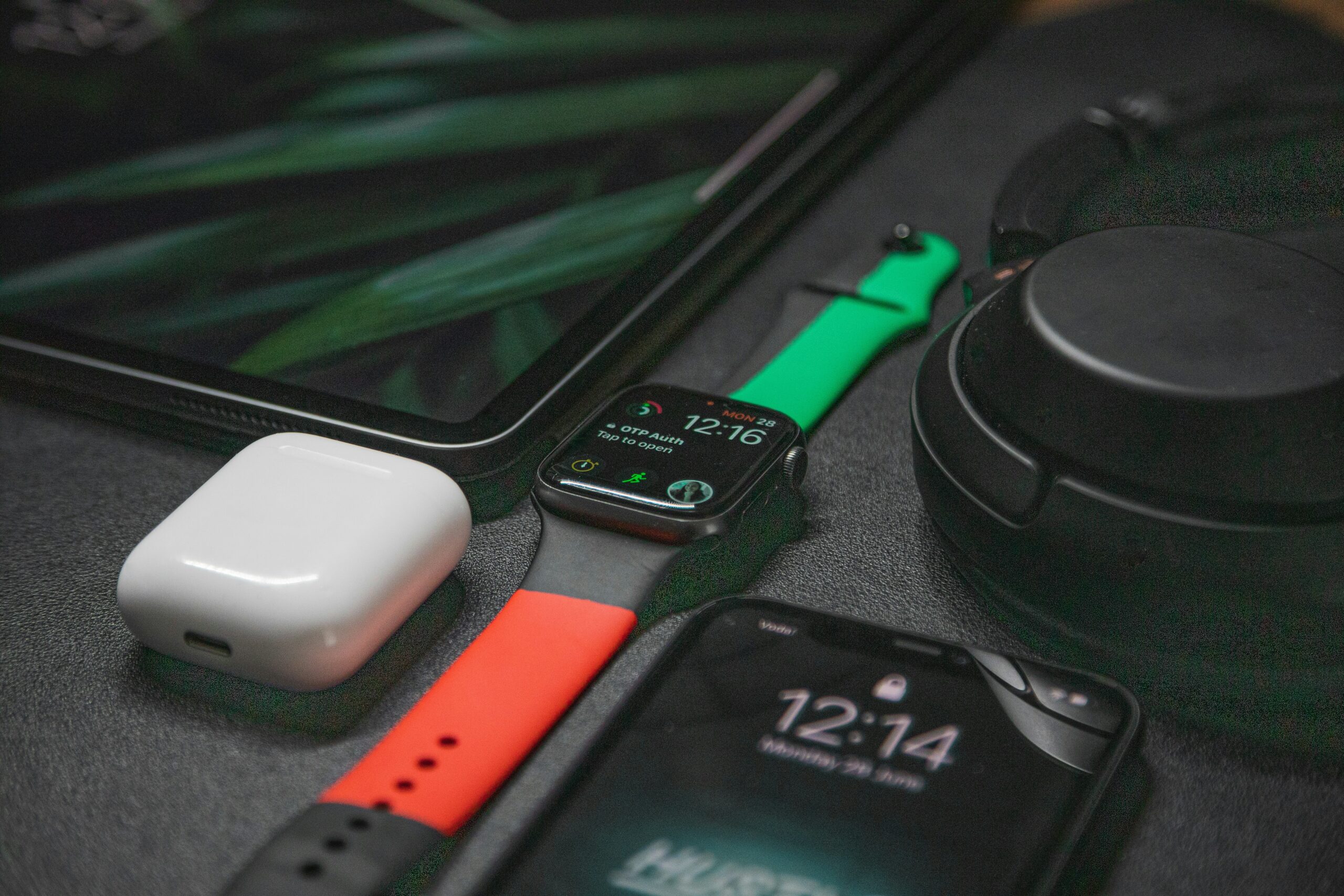 AirPods Pro Özellikleri -  Ses Dünyanızı Değiştiren Bir Deneyim görseli 2